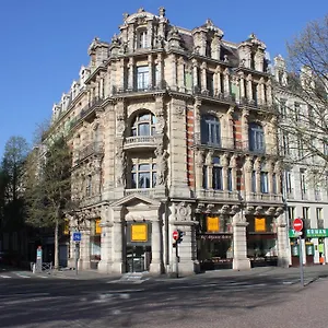 Les Cariatides Homestay Lille